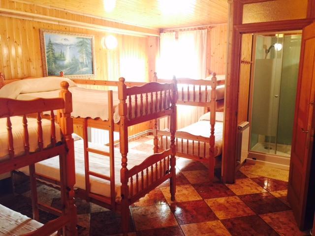 Bungalows & Albergue La Playa Логроньйо Екстер'єр фото