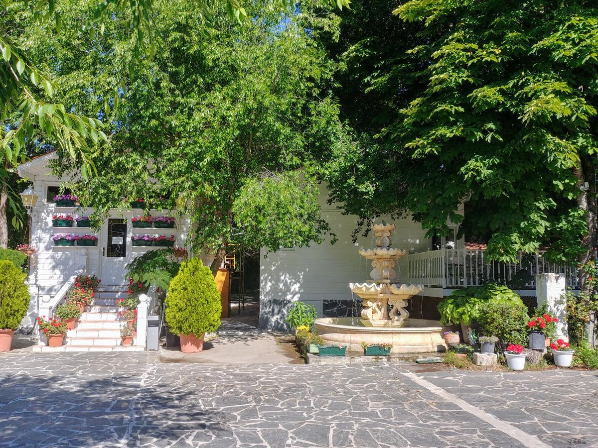 Bungalows & Albergue La Playa Логроньйо Екстер'єр фото